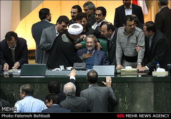 http://www.yazdfarda.com/media/news_gal/file_19625.jpeg
