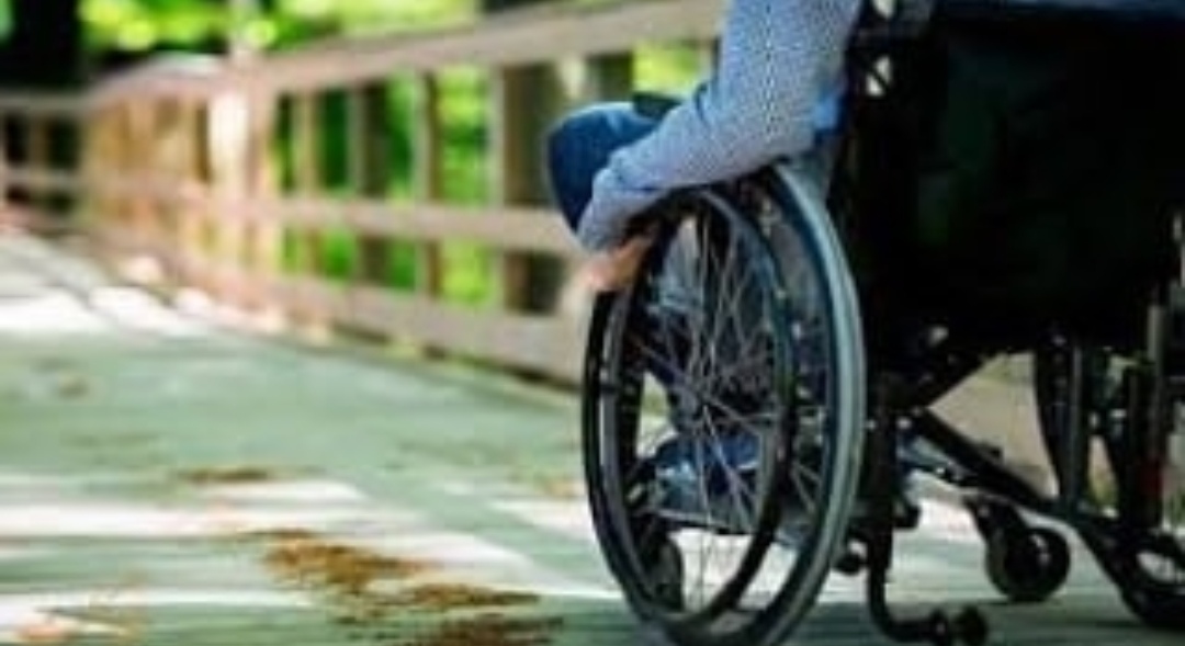  معلولین رفسنجانی نیازمند دستگاه اکسیژن ساز هستند